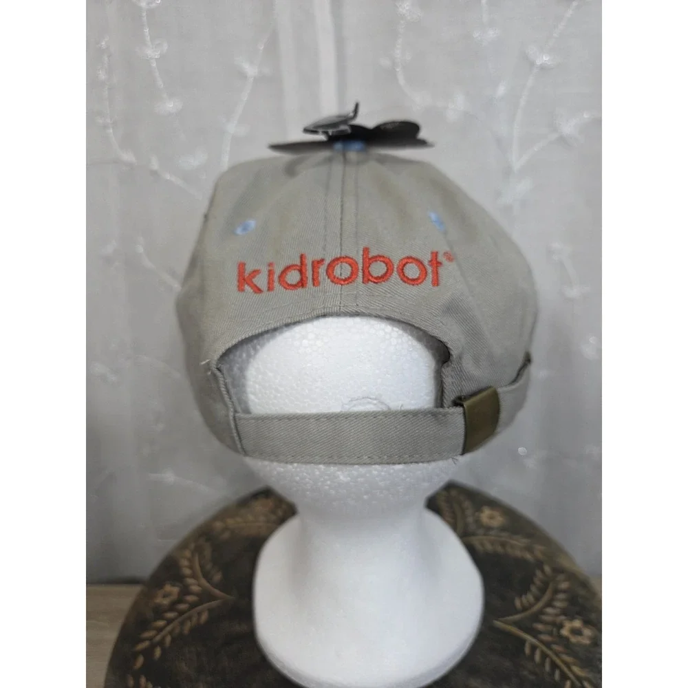 Kidrobot  Labbit Lifestyle Popsicle Hat Limited Edition New With Tags Adjustable